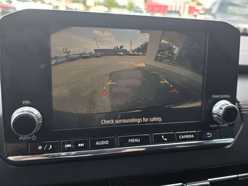 Used 2023 Mitsubishi Outlander ES FWD image 24