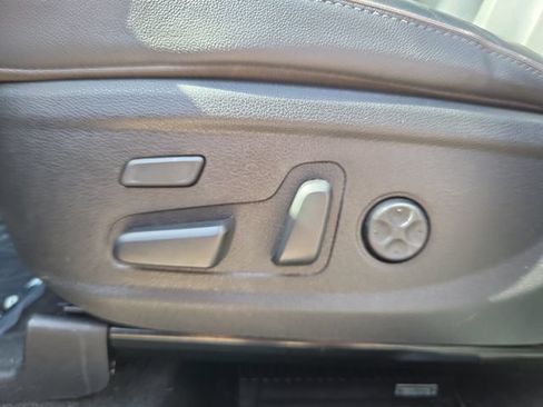 Used 2022 Hyundai Santa Fe Limited AWD/4WD image 12