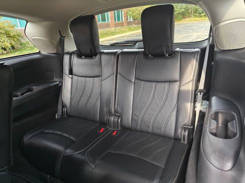 Used 2013 INFINITI JX35 w/ Premium Pkg image 31