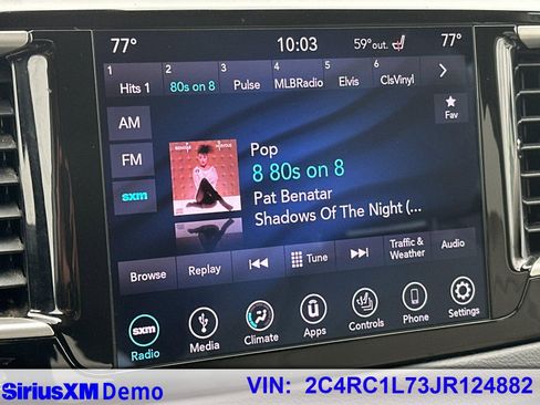 Used 2018 Chrysler Pacifica Touring-L image 28