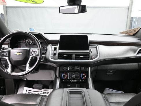 Used 2021 Chevrolet Suburban LT w/ LT Signature Package image 30