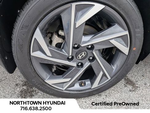 Used 2025 Hyundai Elantra Sport FWD image 38