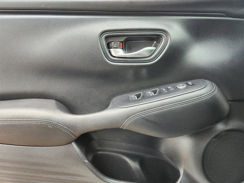 Certified 2023 Honda HR-V EX-L image 22