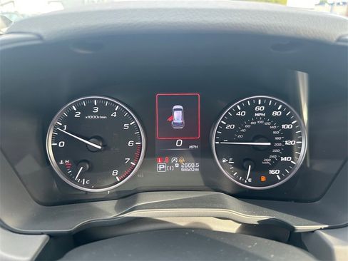 Certified 2025 Subaru Crosstrek 2.5i Limited w/ Crosstrek Mirror Package image 14