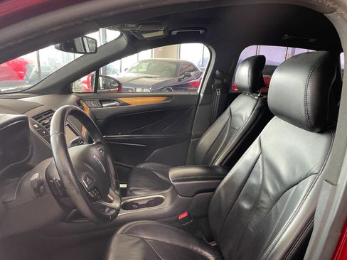 Used 2015 Lincoln MKC FWD w/ Equipment Group 101A Select image 16