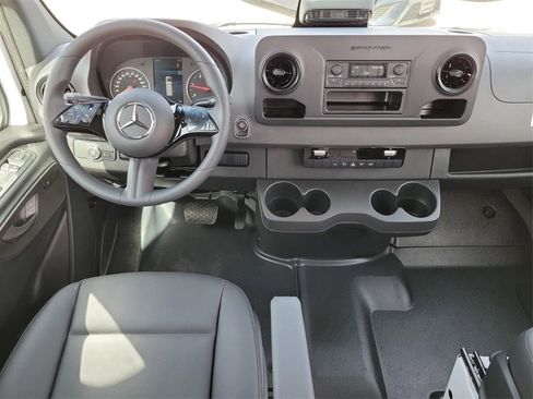 New 2025 Mercedes-Benz Sprinter 2500 image 14