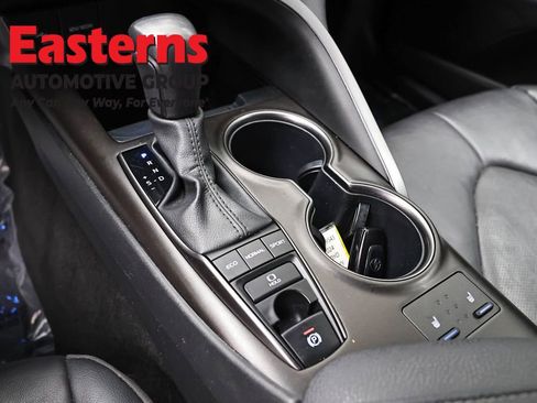 Used 2024 Toyota Camry XSE FWD image 13