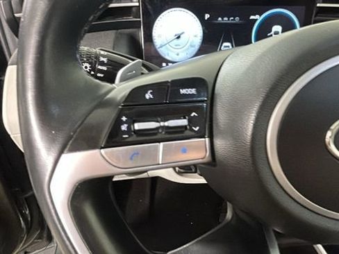Used 2022 Hyundai Tucson Limited AWD/4WD image 16