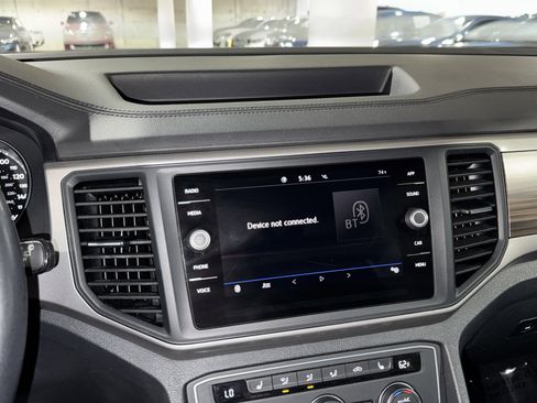 Used 2021 Volkswagen Atlas SE image 27