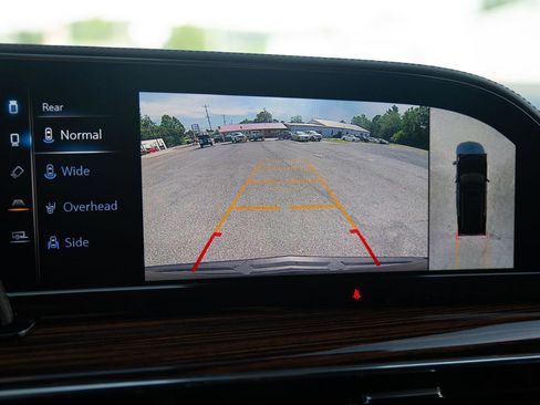 Used 2022 Cadillac Escalade Premium Luxury image 19