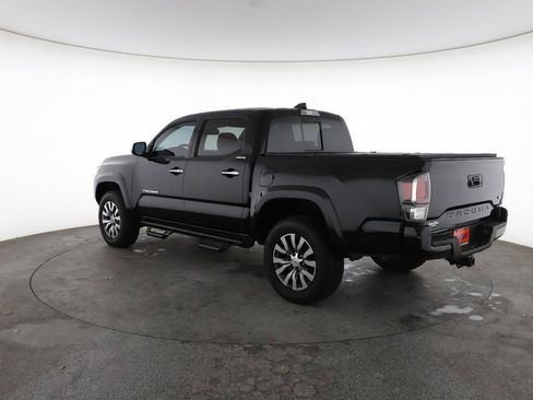 Used 2023 Toyota Tacoma Limited RWD image 9