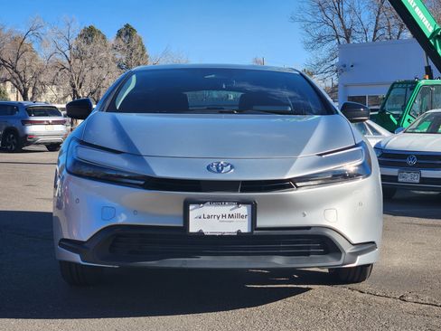 Used 2023 Toyota Prius LE image 9