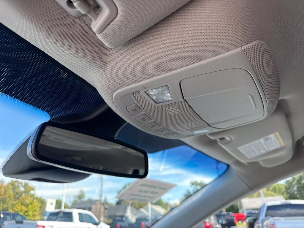 Used 2024 Ford Edge SEL AWD/4WD image 37