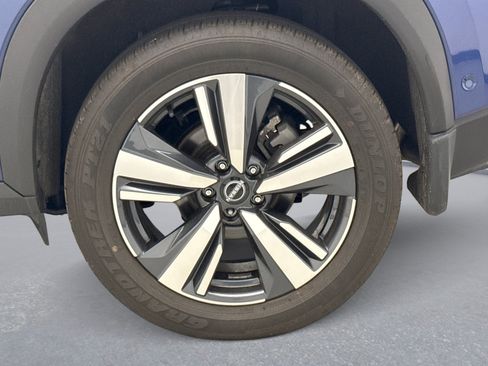 Used 2023 Nissan Rogue Platinum w/ Platinum Premium Package AWD/4WD image 12