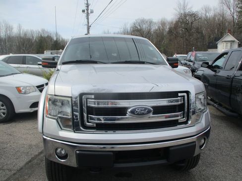 Used 2013 Ford F150 XLT w/ Mid Equipment Group image 3