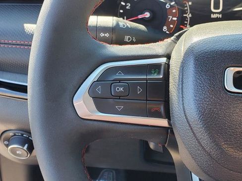 Used 2026 Jeep Compass Trailhawk AWD/4WD image 12