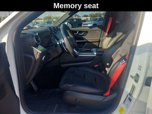 Used 2024 Mercedes-Benz GLC 43 AMG 4MATIC image 11