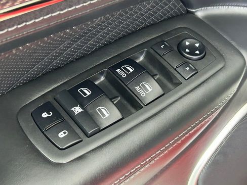 Used 2018 Jeep Grand Cherokee Trackhawk image 42