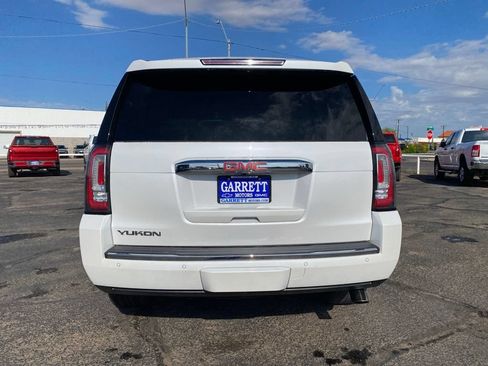 Used 2016 GMC Yukon Denali w/ Open Road Package AWD/4WD image 30