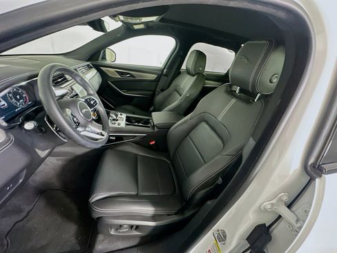 Used 2025 Jaguar F-PACE R-Dynamic S image 13