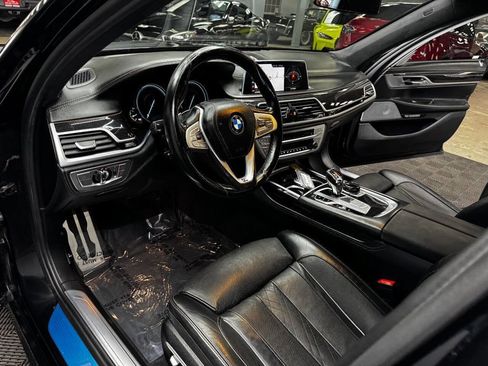 Used 2016 BMW 740i RWD image 37