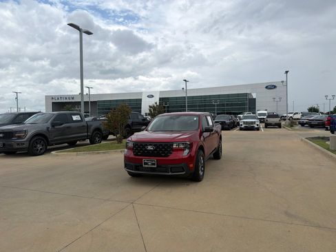 Used 2025 Ford Maverick XLT w/ XLT Luxury Package AWD/4WD image 25
