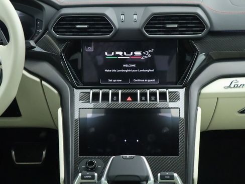 Used 2024 Lamborghini Urus S image 14