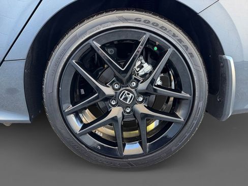 Used 2025 Honda Civic Sport image 11