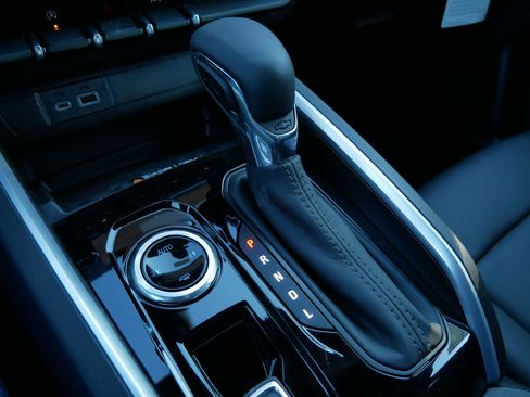 New 2026 Chevrolet Colorado LT w/ LT Convenience Package image 9