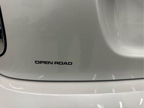 Certified 2024 MINI Cooper S image 9