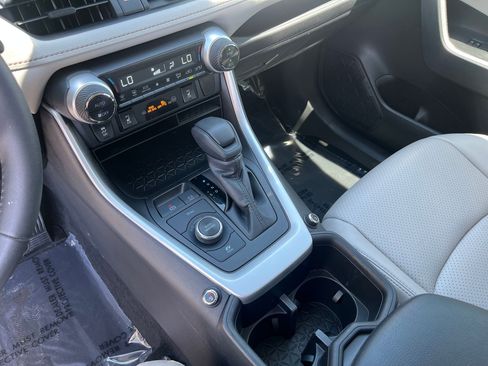 Used 2023 Toyota RAV4 XLE w/ XLE Grade Weather Package AWD/4WD image 23