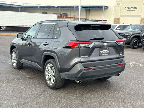 Used 2025 Toyota RAV4 XLE Premium image 17