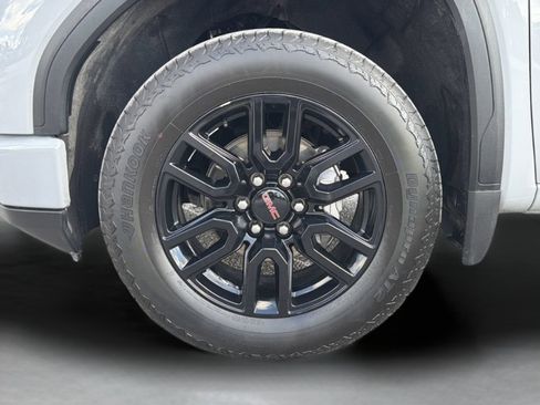 Used 2025 GMC Sierra 1500 Pro w/ Graphite Edition RWD image 32