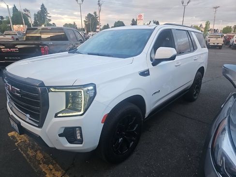 Used 2022 GMC Yukon AT4 AWD/4WD image 1