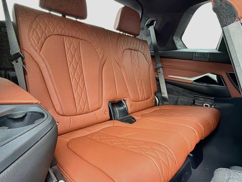 New 2027 BMW X7 xDrive40i w/ Executive Package AWD/4WD image 22