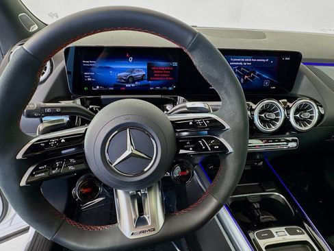 New 2025 Mercedes-Benz GLA 35 AMG 4MATIC image 11