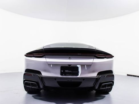 Certified 2025 Ferrari 12Cilindri RWD image 21