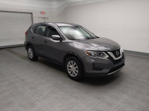 Used 2020 Nissan Rogue S FWD image 11