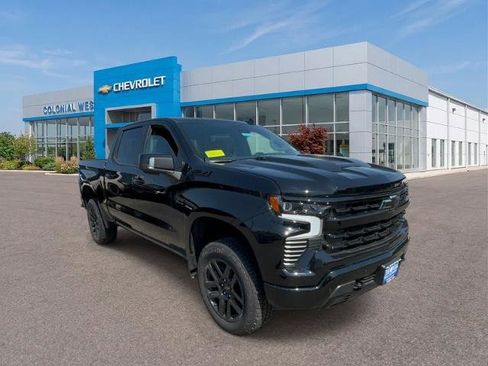 Used 2026 Chevrolet Silverado 1500 LT Trail Boss w/ LT Trail Boss Premium Package AWD/4WD image 7