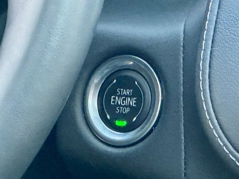 Used 2024 Chevrolet Tahoe Z71 w/ Luxury Package image 21