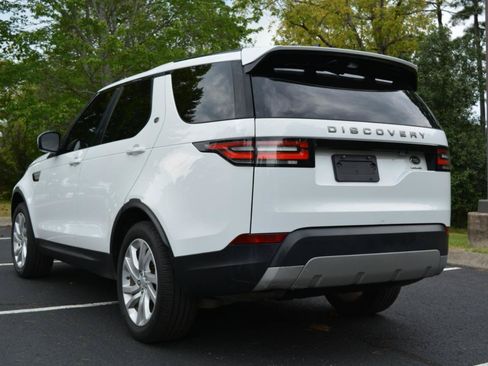 Used 2018 Land Rover Discovery HSE AWD/4WD image 7