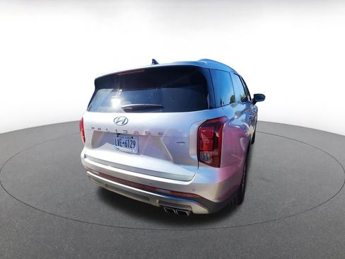 Used 2025 Hyundai Palisade SEL image 5