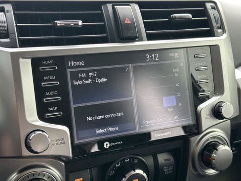 Certified 2021 Toyota 4Runner SR5 AWD/4WD image 12