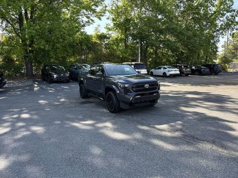 Used 2024 Toyota Tacoma SR5 image 3
