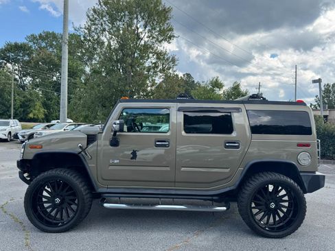 Used 2005 HUMMER H2 w/ Preferred Equipment Group AWD/4WD image 4