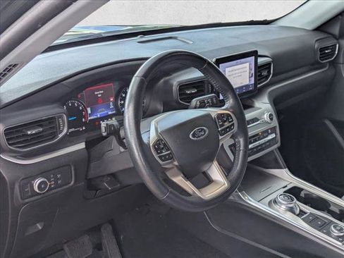 Used 2021 Ford Explorer XLT w/ Equipment Group 202A image 10