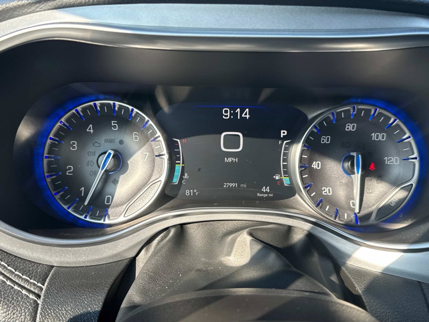 Used 2026 Chrysler Pacifica Limited FWD image 42