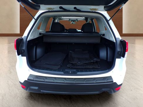 Used 2020 Subaru Forester Premium AWD/4WD image 12