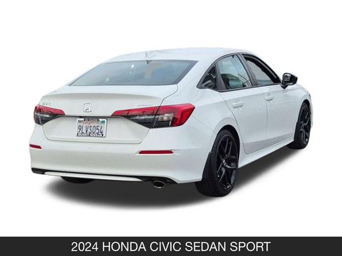 Used 2024 Honda Civic Sport image 9
