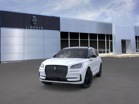 New 2026 Lincoln Corsair Premiere image 2